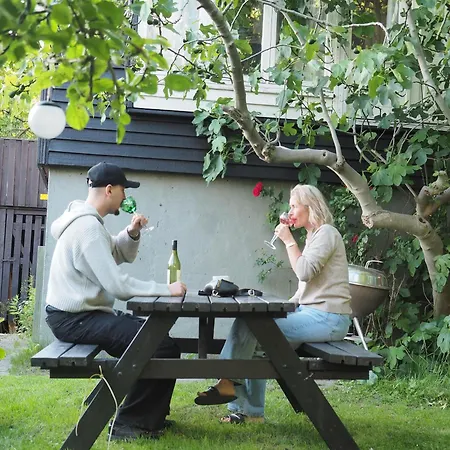Accommodatie bij particulieren Rosa, Dobblebed, Own Kitchen, Own Bath And Own Entrance