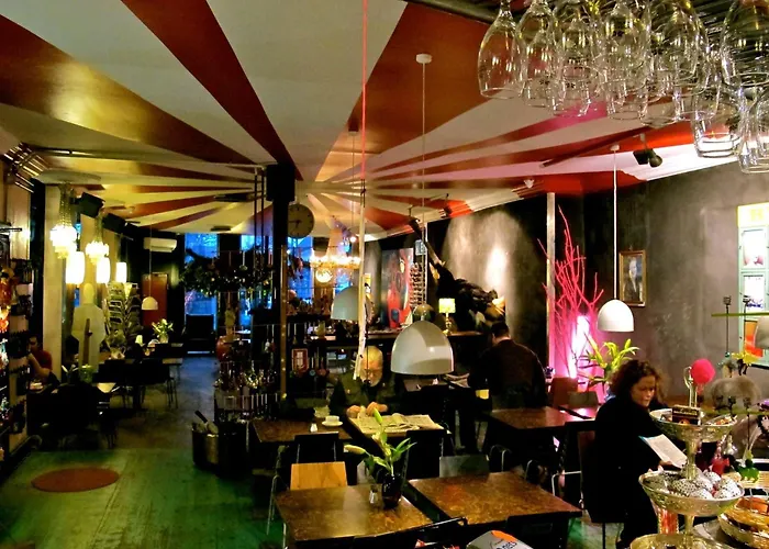 Rosa, Dobblebed, Own Kitchen, Own Bath And Own Entrance *