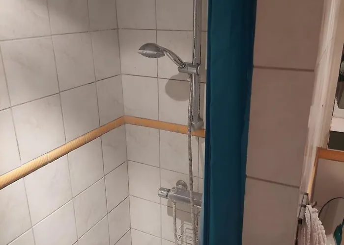 Rosa, Dobblebed, Own Kitchen, Own Bath And Own Entrance Privat bolig *