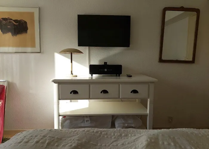 Rosa, Dobblebed, Own Kitchen, Own Bath And Own Entrance Privat bolig *